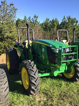 Image of John Deere 5090E equipment image 2