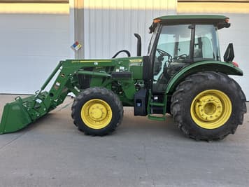 Main image John Deere 5090E