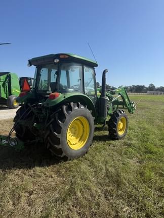 Image of John Deere 5090E equipment image 4