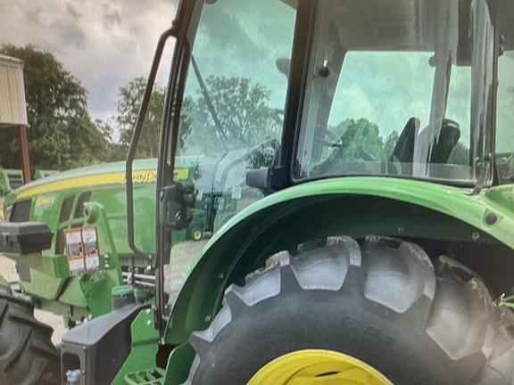 Image of John Deere 5090E Image 1