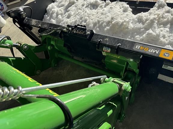 Image of John Deere 5090E equipment image 4