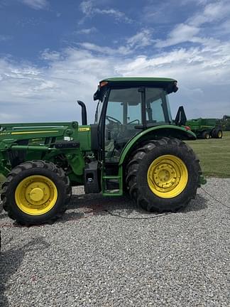 Image of John Deere 5090E equipment image 2
