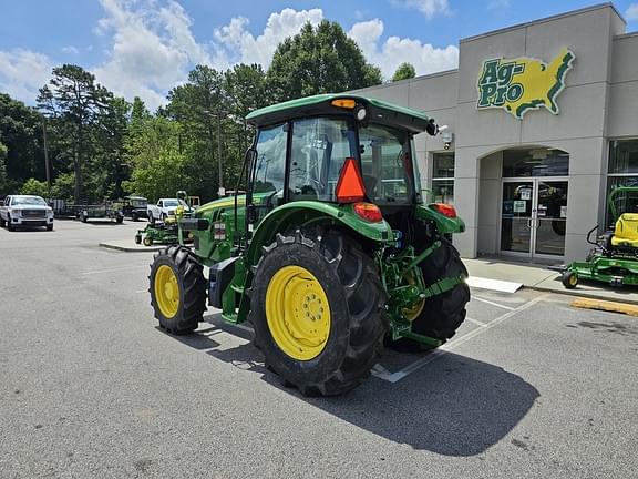 Image of John Deere 5090E equipment image 4