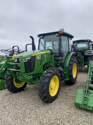 Main image John Deere 5090E