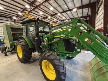 Main image John Deere 5090E