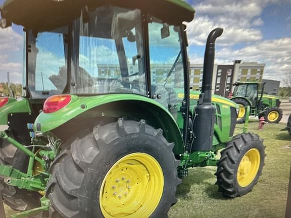 Image of John Deere 5090E equipment image 3