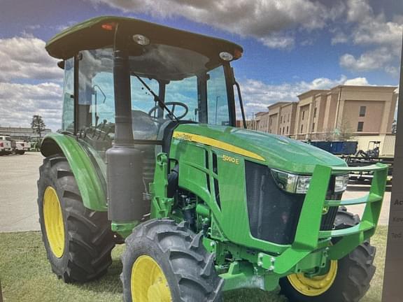 Image of John Deere 5090E Primary image