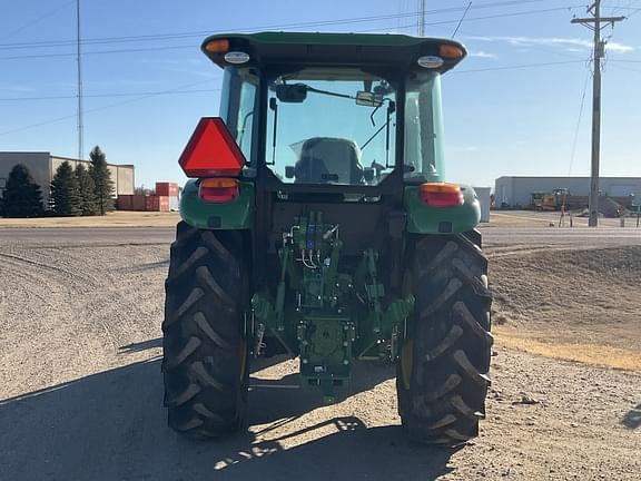 Image of John Deere 5090E equipment image 3