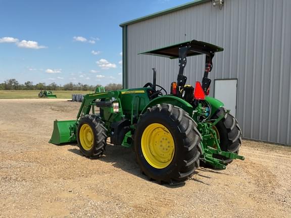 Image of John Deere 5090E equipment image 4