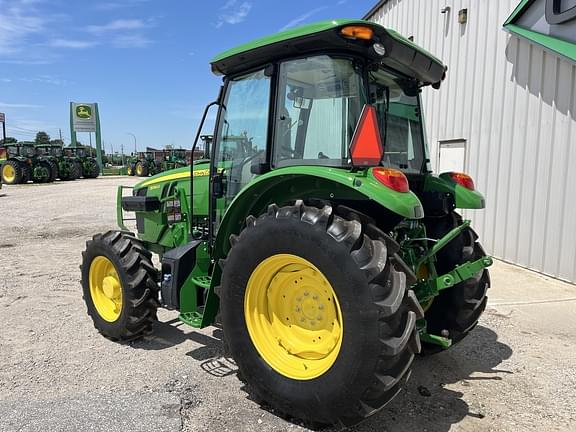 Image of John Deere 5090E equipment image 2