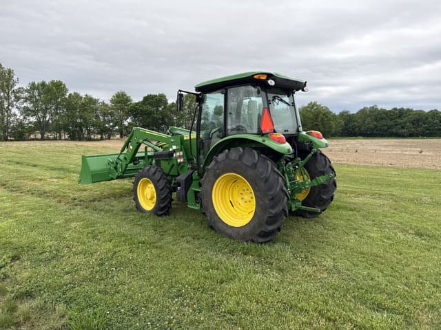 Image of John Deere 5090E equipment image 4