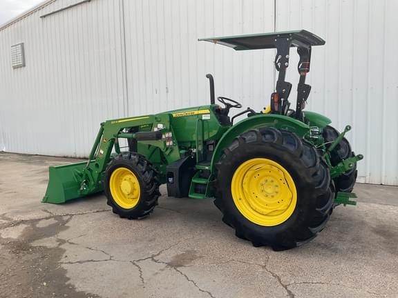 Image of John Deere 5090E equipment image 4