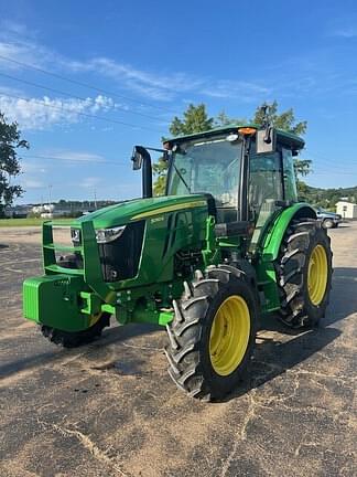 Image of John Deere 5090E Primary image