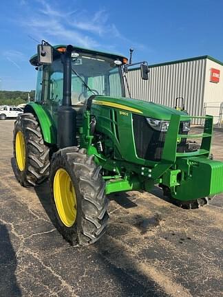 Image of John Deere 5090E equipment image 3