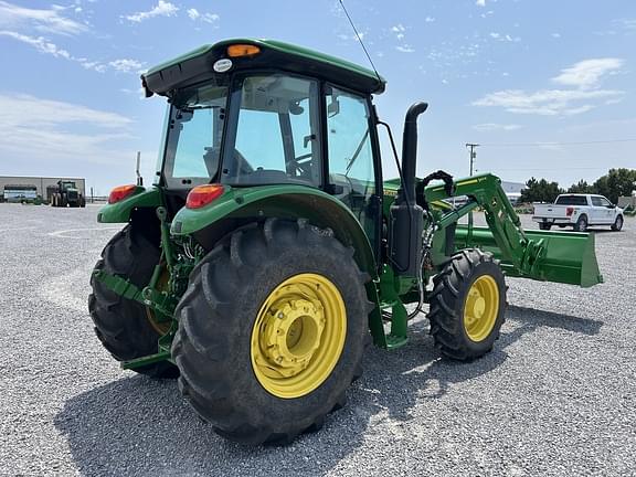 Image of John Deere 5090E equipment image 4