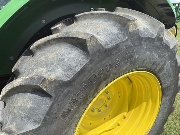 Image of John Deere 5090E equipment image 4