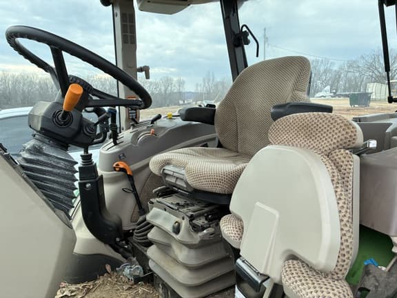 Image of John Deere 5090E equipment image 4