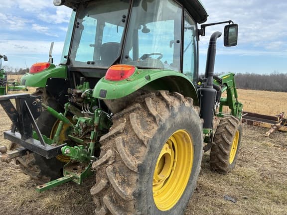 Image of John Deere 5090E equipment image 1