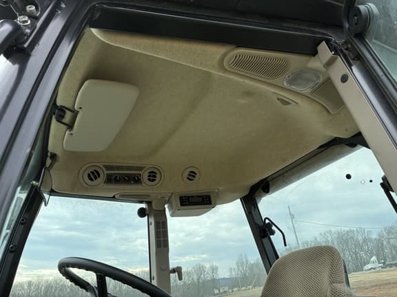 Image of John Deere 5090E equipment image 3