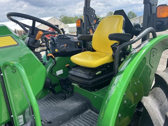 Image of John Deere 5090E equipment image 3