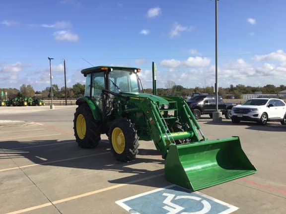 Image of John Deere 5090E equipment image 4