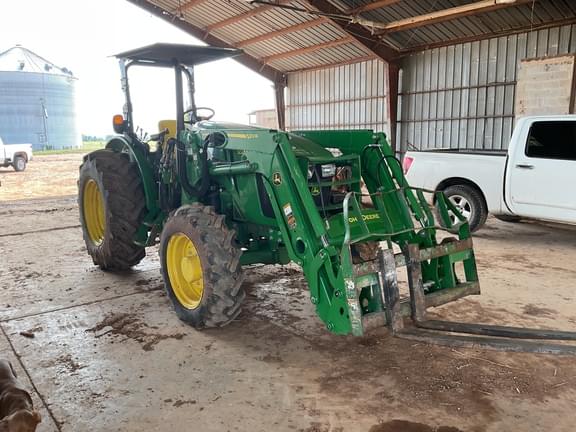 Image of John Deere 5090E equipment image 3