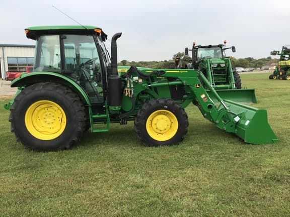 Image of John Deere 5090E equipment image 2