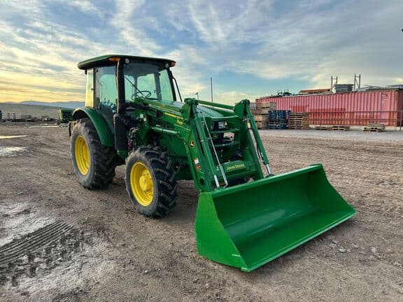 Image of John Deere 5090E Primary image
