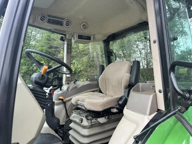 Image of John Deere 5090E equipment image 3