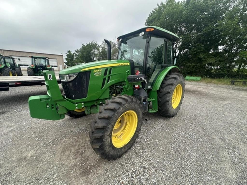 2024 John Deere 5090E Equipment Image0