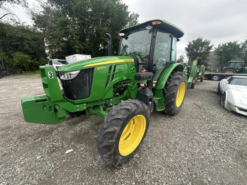Image of John Deere 5090E Primary image
