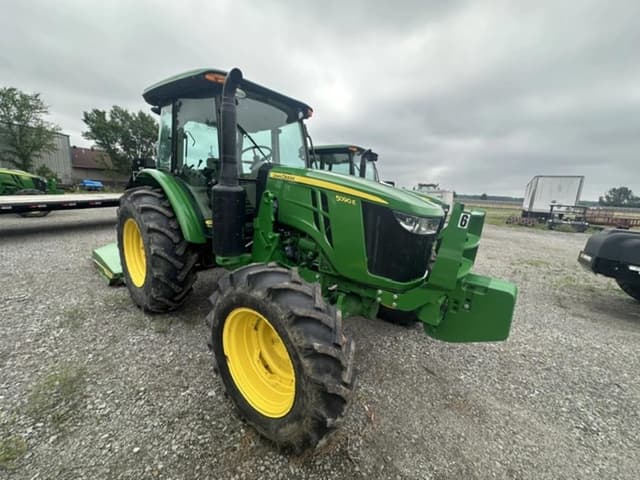 Image of John Deere 5090E equipment image 4