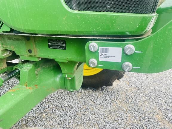 Image of John Deere 5090E equipment image 4