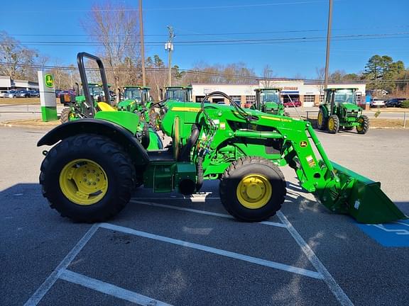 Image of John Deere 5090EL equipment image 4