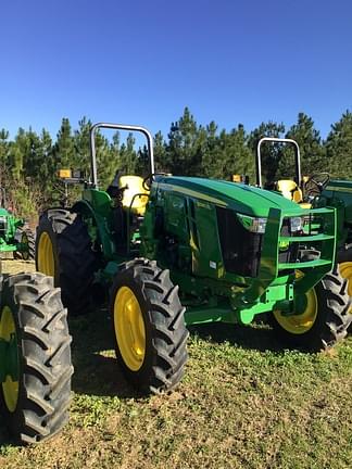 Image of John Deere 5090EL equipment image 3