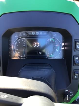 Image of John Deere 5090EL equipment image 1