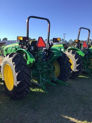 Image of John Deere 5090EL equipment image 3