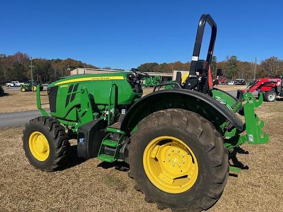 Image of John Deere 5090EL equipment image 1