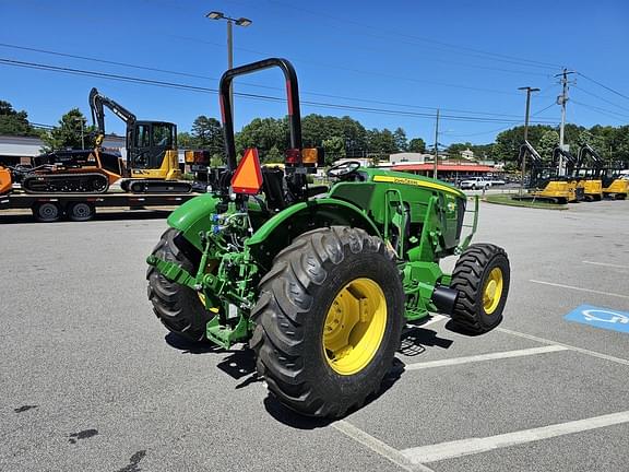 Image of John Deere 5090EL equipment image 3