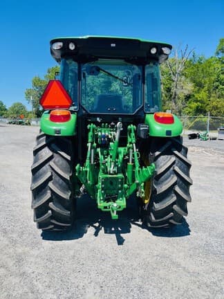 Image of John Deere 5095M equipment image 1