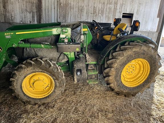 Image of John Deere 5095M equipment image 1