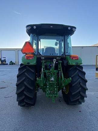 Image of John Deere 5095M equipment image 3