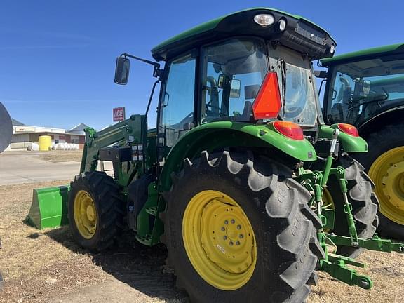 Image of John Deere 5095M equipment image 3