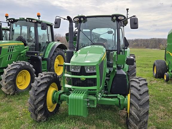 Image of John Deere 5095M equipment image 1