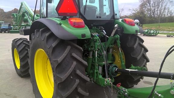 Image of John Deere 5095M equipment image 3