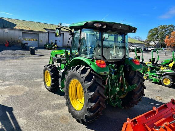 Image of John Deere 5095M equipment image 2