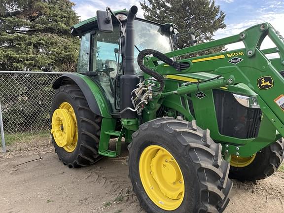 Image of John Deere 5095M equipment image 2