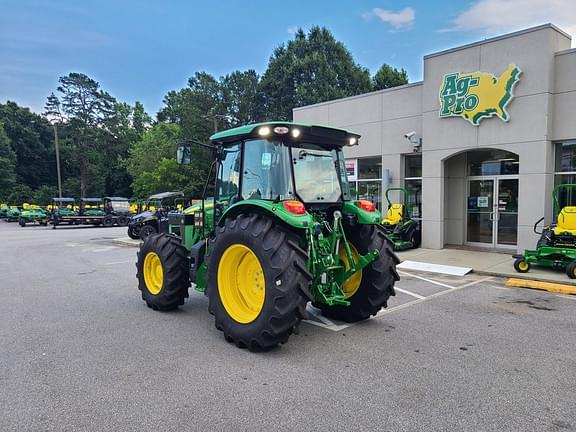 Image of John Deere 5095M equipment image 4