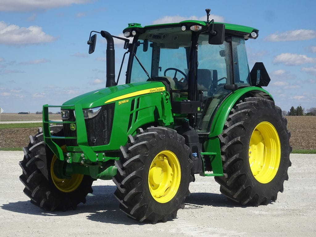 2024 John Deere 5095M Equipment Image0