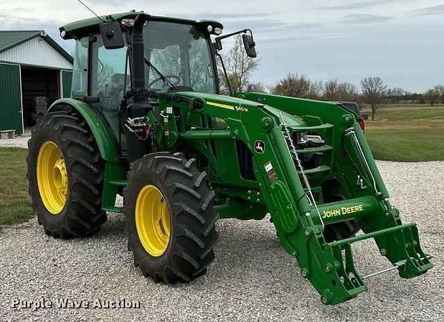 Image of John Deere 5095M equipment image 2